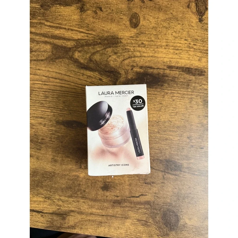 Laura Mercier Artistry Icons Set Translucent Setting Powder & Caviar Stick Duo